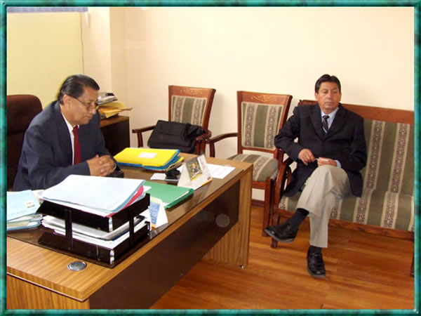 Rector y Vice-Rector del Colegio Rumiñahui